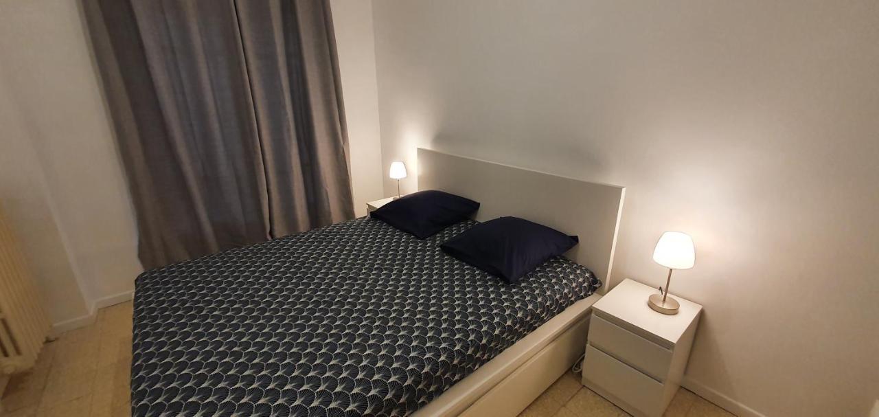 Appartement Entier Au Dessus De Villa, Climatisation Reversible Poele A Bois Tres Chaleureux , Wi Fi Parking Privee Gratuit Situation 500 M, Plage Et Centre Ville Sanary-sur-Mer Exterior photo